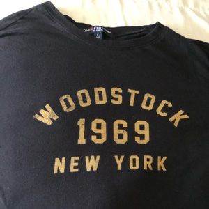 ‘Wood stock 1969 New York’ Crop Top